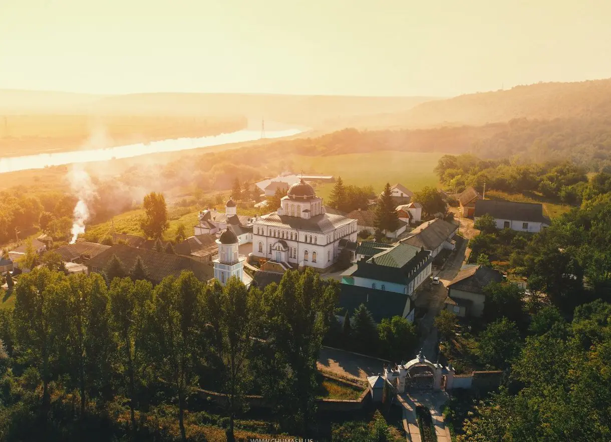 moldova-travel