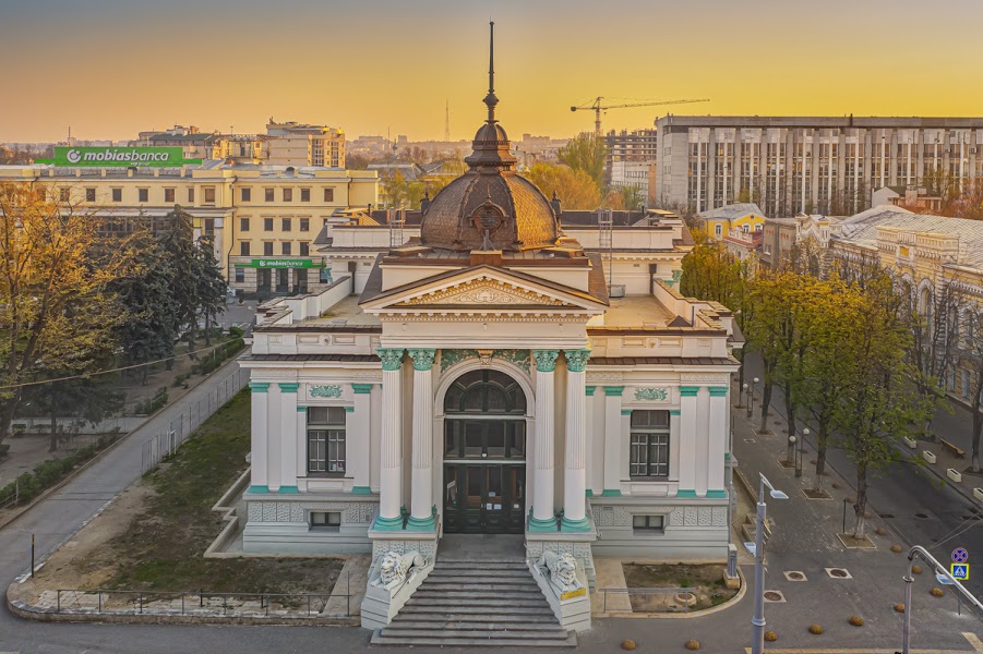 city tour travel agency chisinau